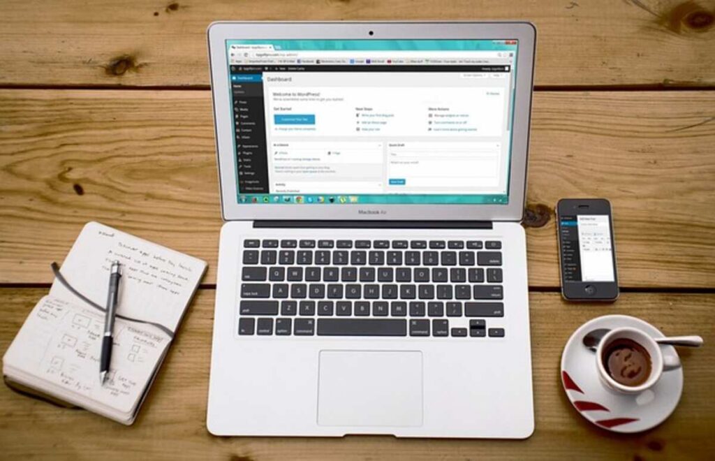 Combining WhatsApp with Your WordPress Website