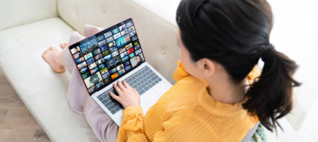 Enhancing IPTV Streaming on Chromebook 2024