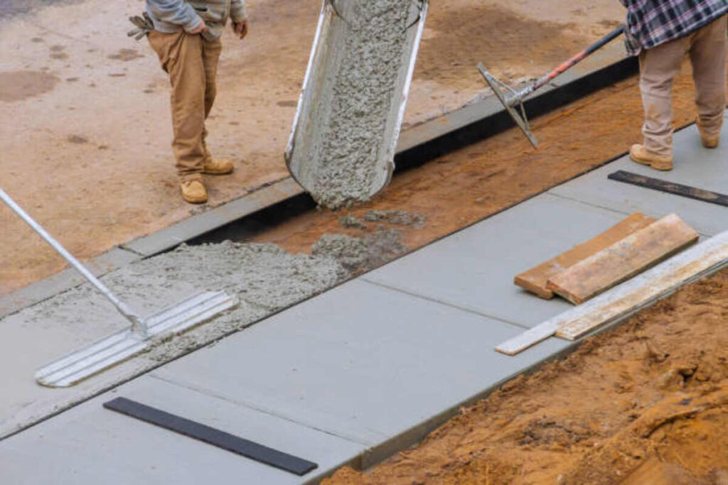 Choosing the Right Asphalt Contractor in Santa Ana